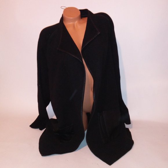 Chicos Sweater Womens Size 2 Medium 12 Black Solid Draped Look Long Sleeve Jacke - Picture 2 of 16